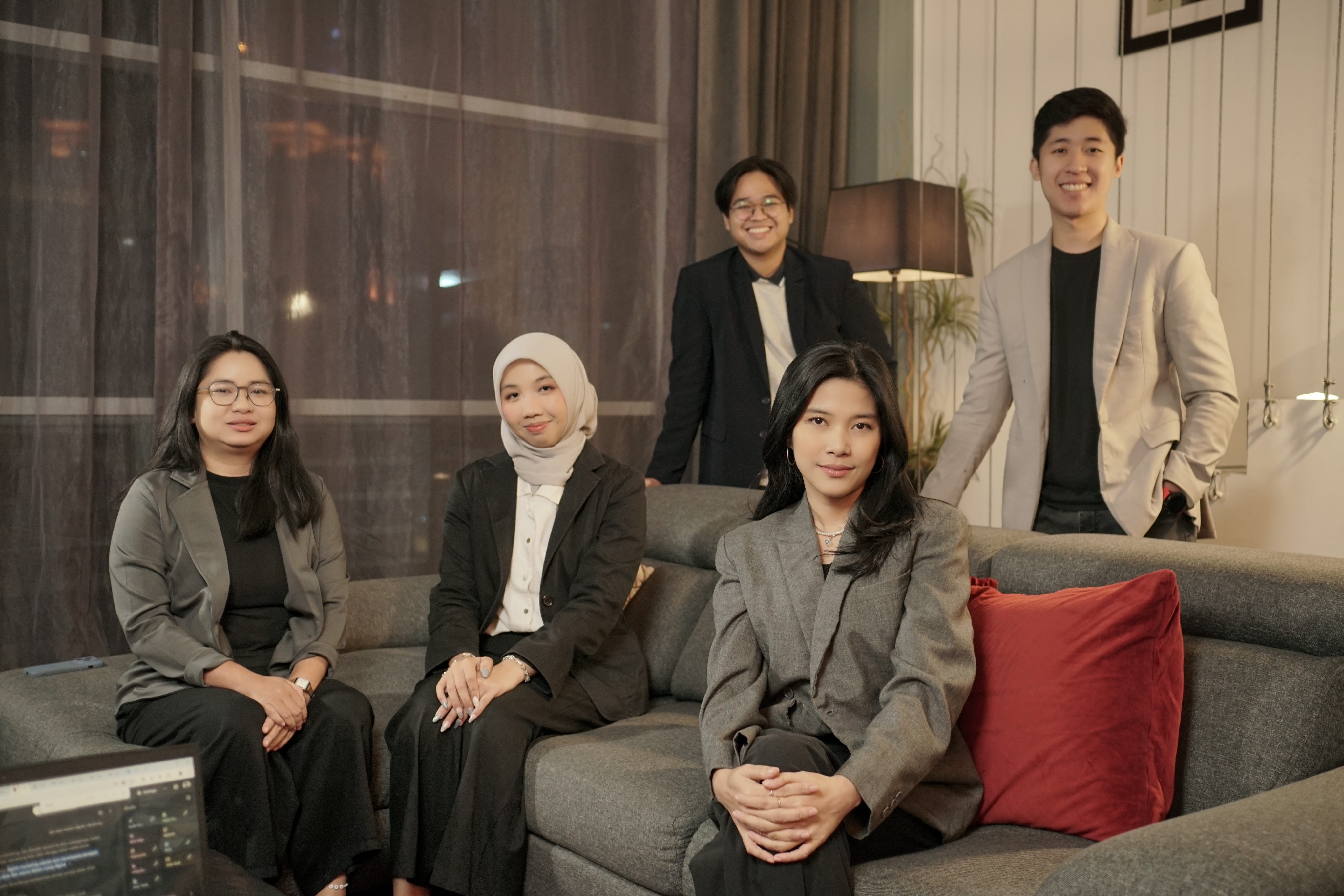 Firstpage team